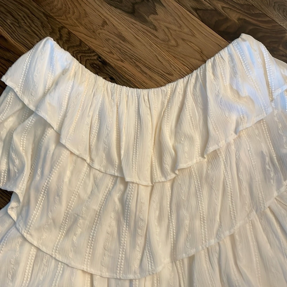 Express Cream Ruffle Off-Shoulder Romper - Picture 3 of 17